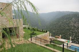 Beiteddine Villa | Mountain villa with pool 45 mn from Beirut