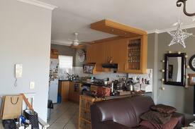 Gordons Bay Central House | Journeys End...Gordons Bay