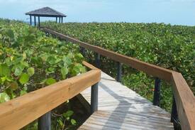 Fort Pierce Shores Apartment | Barclay Beach Club