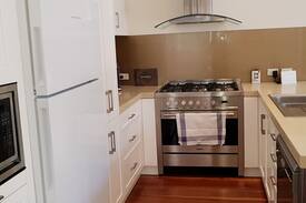 North Adelaide House | Rose Cottage in the heart of North Adelaide