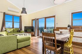 Clunes Cabin | Clunes Cottage (Sandleigh)