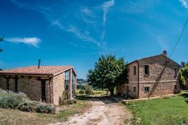 Apiro House | Casa San Leopardo - a quiet and peaceful place
