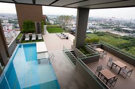 Bang Na Apartment | NewModern Top FL/WiFi/Sukhumvit BTS Bearing Bangna