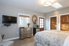 Healdsburg House | Stay on Pony Ranch Vineyard Estate