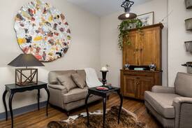 Rockford Apartment | the Maid’s Quarters at the 1854 Peck House