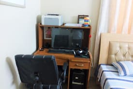 Karachi House | Private Room for 1 Guest in Tahir Villa Near Bank