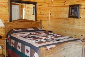 Laneville Cabin | Bugscuffle Inn Cabin 5