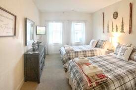 Hunter Apartment | Hunter Mountain Trailside Retreat * Ski*On*Ski*Off