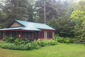 Lexington Cabin | North Point Cabin