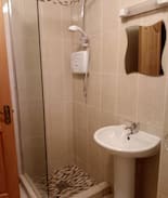 Castletown-Geoghegan Apartment | Apartment in family home beside Mount Druid