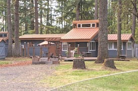Alvadore House | The Copper Cottage country not far from town