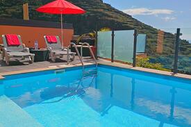 Calheta Cabin | Gouveia House