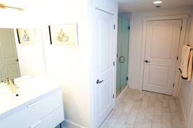 Asheville Apartment | Biltmore Hideaway outside gates of Estate
