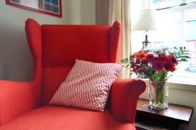 Dingle House | WRITER'S LODGE - Fantastic location! Cosy Cottage!