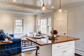 Falmouth Cabin | Quissett Cottage - Walk to The Knob/private beach!