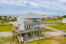 Dauphin Island House | 5 Bedroom True Blue Double Decker