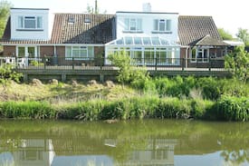 Icklesham Cabin | Winchelsea Beach River Front Holiday Annex