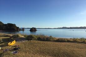 Tutukaka House | Spectacular beach front, Whangaumu Bay.