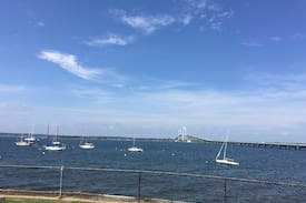 Off Broadway Apartment | Bello Newport