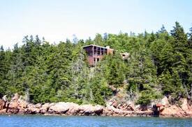 Stonington Cabin | Lachman Cottage - Stonington Maine