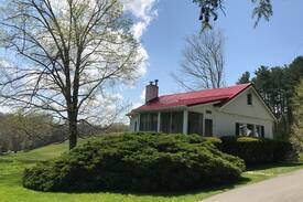 Caldwell Cabin | Pond View Paradise - Safe in the hills!
