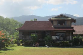 Hu'u House | Villa Nungas, Lakey peak, Sumbawa