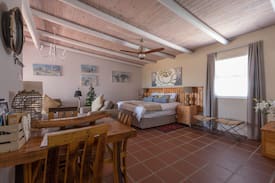 Jacobs Bay Apartment | Fijnbosch@Jacobsbaai Apartment 4 - Spider Lily