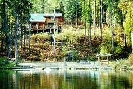 East Kootenay Cabin | Wildwood Cabin with private Lake