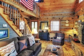 Ellijay Cabin | Laurel Knoll