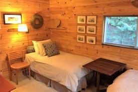 Caledon Cabin | Belfountain Riverside Cabin in Caledon