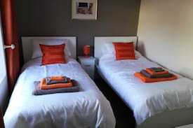Burry Port Cabin | Driftwood Cottage, Burry Port