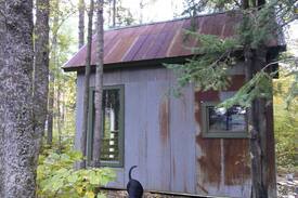 Cotton Cabin | Adorable cabin. Find your true north!