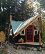 Eastern Vermont Cabin | Magical Cozy Vermont Cabin & Sauna