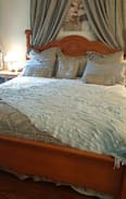 Greenfield Bed & Breakfast | The Rose House Inn
