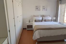 Greater Johannesburg Metropolitan Area Apartment | Beautiful spacious apartment close to The Dome