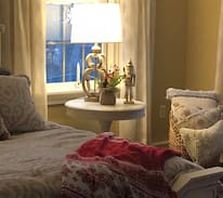 Canal Fulton Bed & Breakfast | Dragonfly Bed & Breakfast