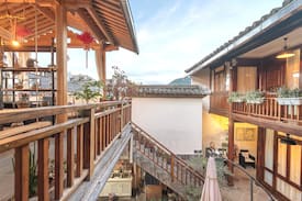 Heshun Hotel | 【古镇中心标间】见山小院精致客房，出行方便