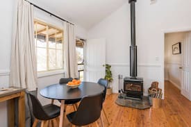 Eurunderee Cabin | Barrenjoey Cottage - Peppertree Hill