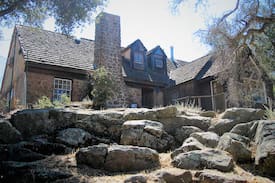 Julian Cabin | Stoneapple Farm-Historic Cottage in Julian