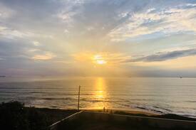 Selection Beach Apartment | The White House - Umdloti Beachfront