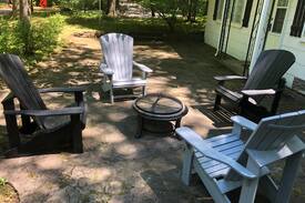 Grand Bend Cabin | Southcott pines steps from sun beach!! GRAND BEND