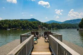 Lake Lure House | Keepers Cabin: Private Beach & Guesthouse