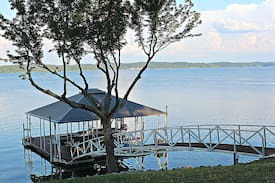 New Concord Cabin | Kentucky Lake Cottage on the Point