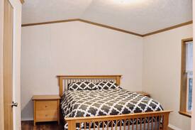 Greentown House | Glamping Lake Wallenpaupack Pocono Mountain Escape