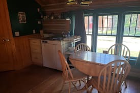 Jasper East House | Heritage Log Cabin