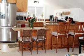 Snohomish House | The Loft at Snohomish, Cozy, Historic Neighborhood