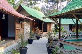 Sleman Cabin | Lohjinawi Guesthouse