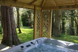 Glenealy Villa | Relaxing retreat, Mountain Biking/Walking, Chalet