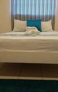 Corinthe House | Golden Arrow Inn - Double Room #20