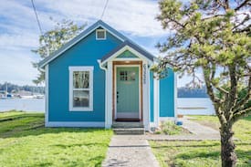 Charleston Cabin | "Uncle Joe's Place" Cozy Cottage with Water View